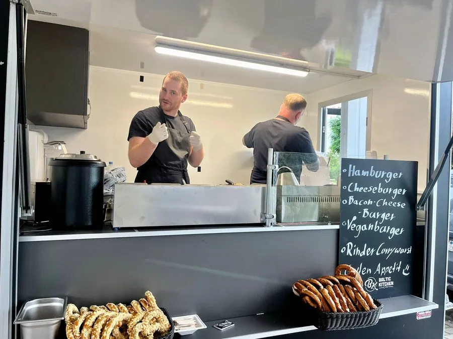 Baltic Kitchen Crew - Foodbox Catering